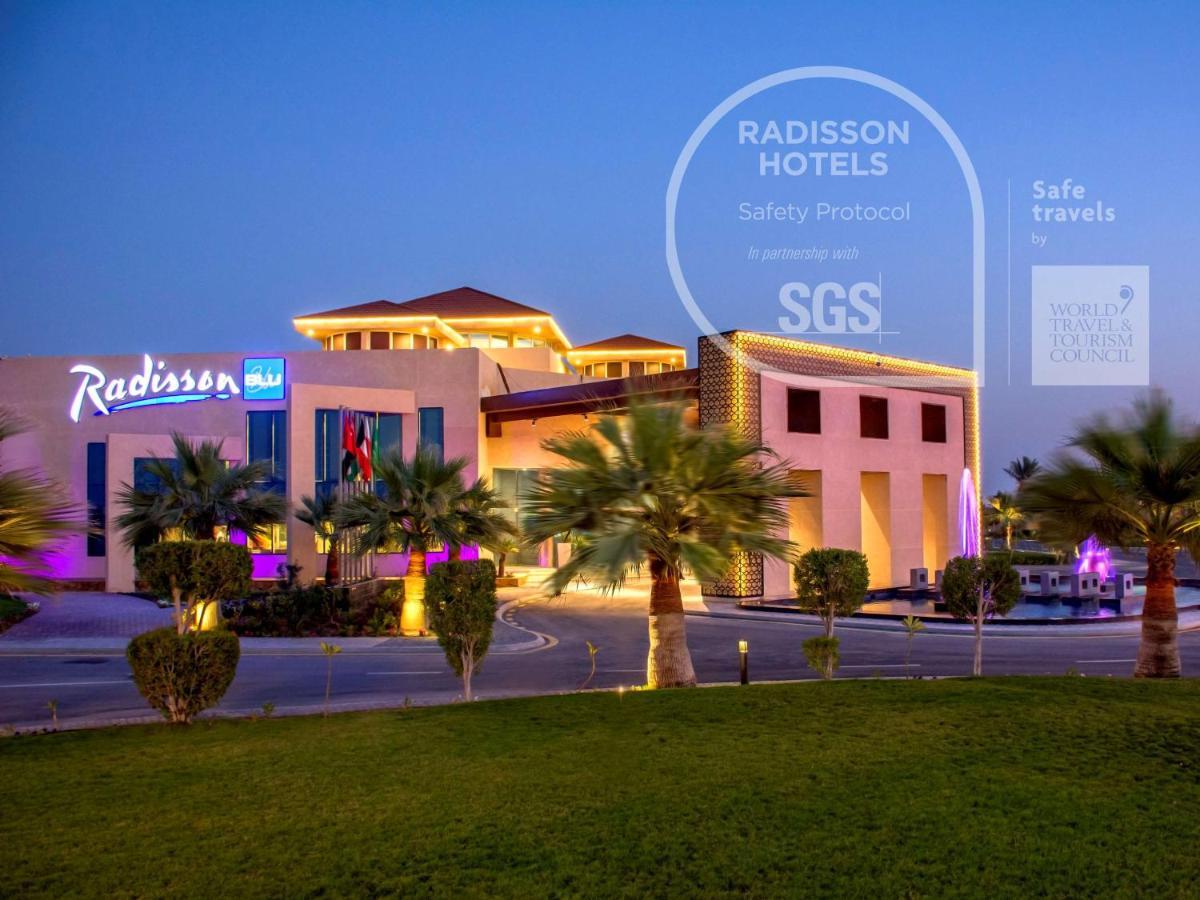 Radisson Blu Resort, Al Khobar Халф-Мун-Бей Екстер'єр фото Radisson Hotel, Al Qusais, Dubai