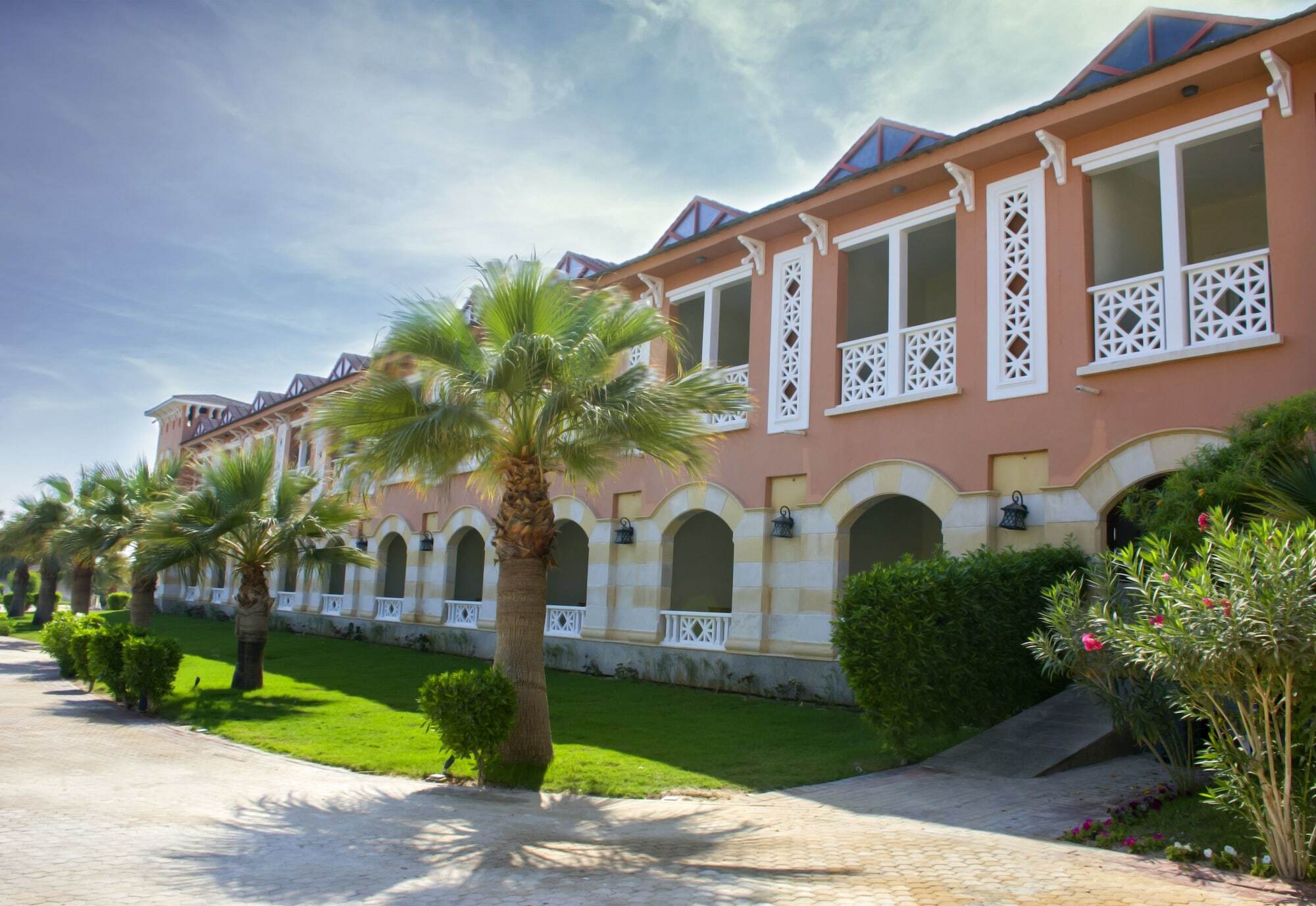 Radisson Blu Resort, Al Khobar Халф-Мун-Бей Екстер'єр фото A typical hotel in Antalya